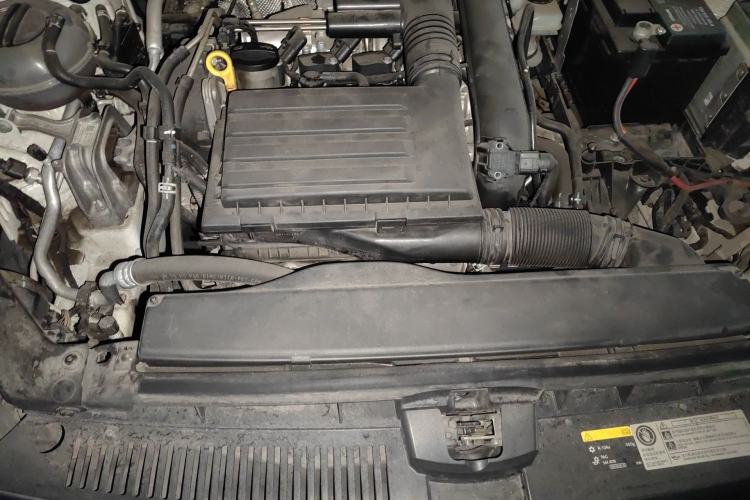 Used Volkswagen Lamando 2018 230TSI DSG Fashion Edition Engine Bay