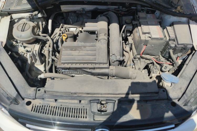 Used Volkswagen Lamando 2018 280TSI DSG Comfort Edition Engine Bay