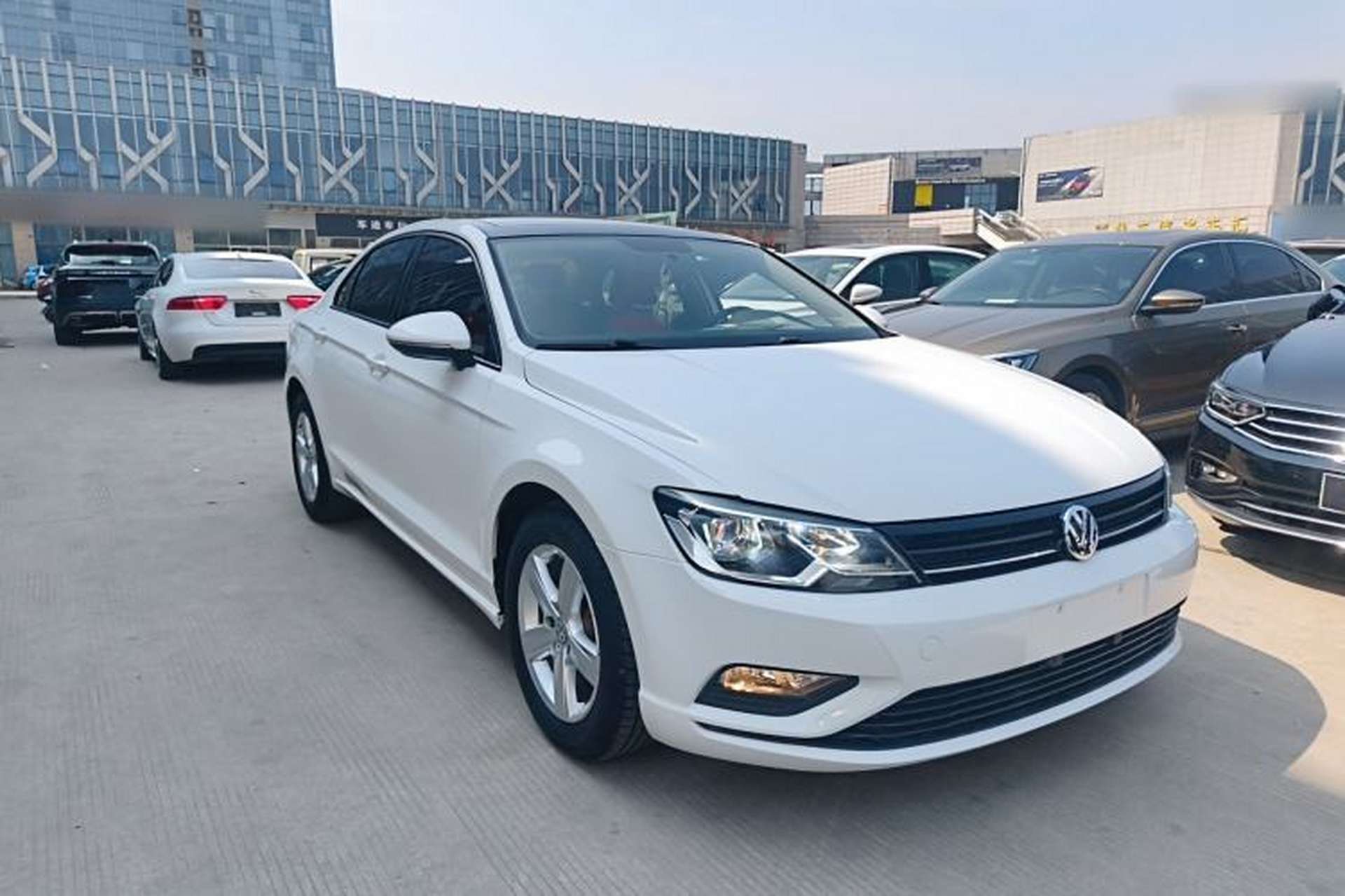 Used Volkswagen Lamando 2018 230TSI DSG Fashion Edition Exterior 1
