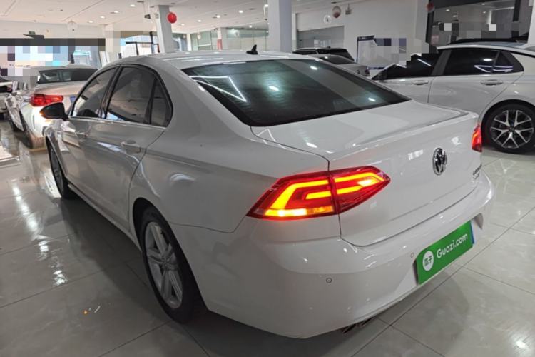 Used Volkswagen Lamando 2018 280TSI DSG Comfort Edition Exterior 2