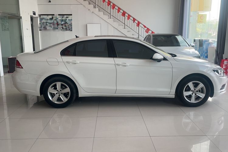 Used Volkswagen Lamando 2018 230TSI DSG Fashion Edition Exterior 2