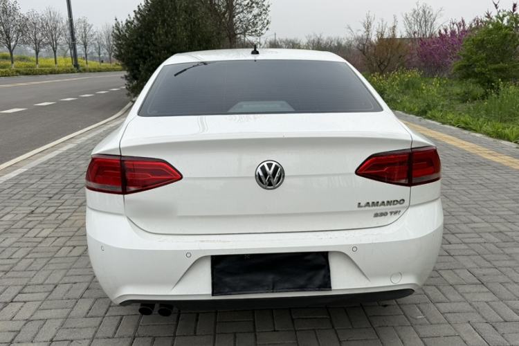 Used Volkswagen Lamando 2018 230TSI DSG Fashion Edition Exterior 2