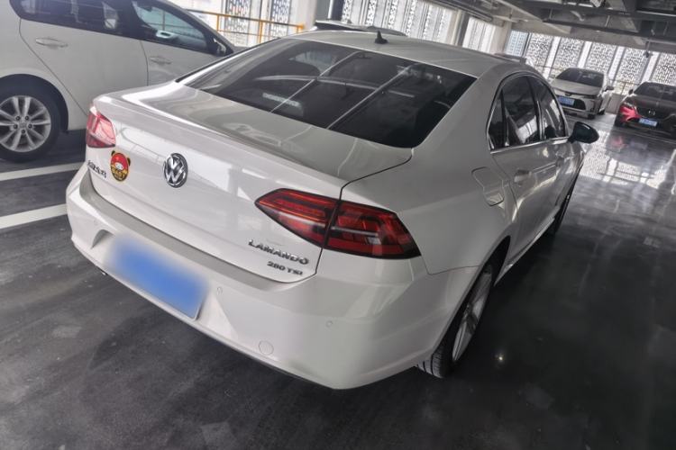 Used Volkswagen Lamando 2018 280TSI DSG Comfort Edition Exterior 2