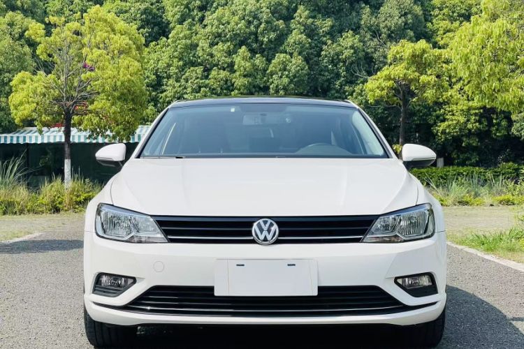 Used Volkswagen Lamando 2018 280TSI DSG Comfort Edition Exterior 4
