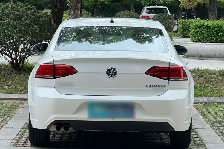 Used Volkswagen Lamando 2018 230TSI DSG Fashion Edition Exterior 4