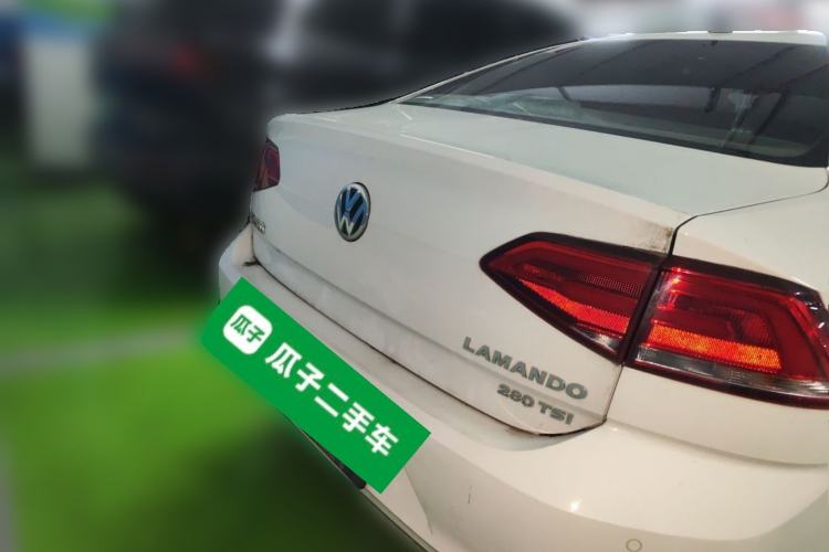 Used Volkswagen Lamando 2018 280TSI DSG Comfort Edition Exterior 4