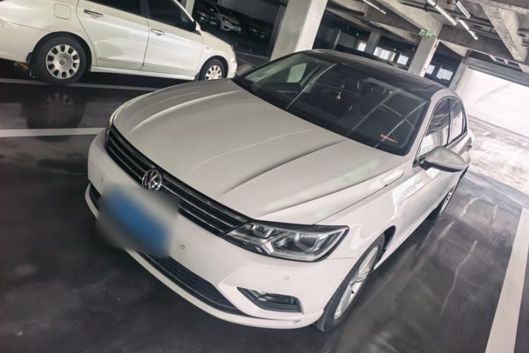 Used Volkswagen Lamando 2018 280TSI DSG Comfort Edition Exterior 4