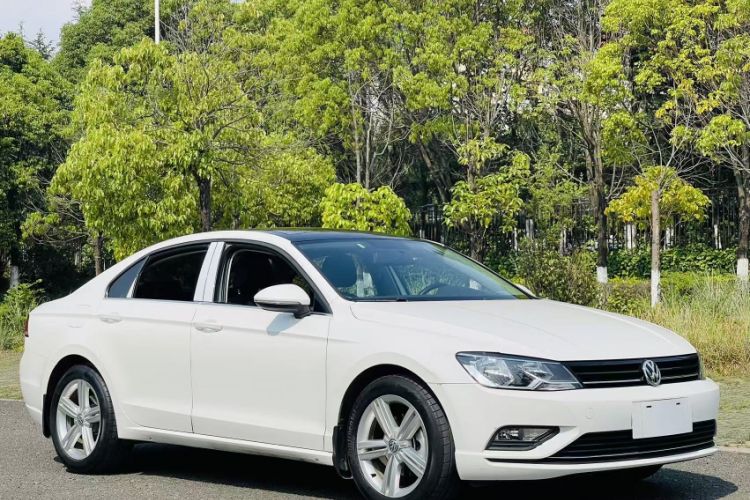 Used Volkswagen Lamando 2018 280TSI DSG Comfort Edition Exterior 5