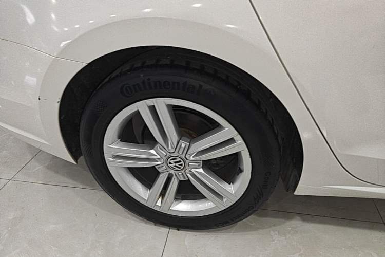 Used Volkswagen Lamando 2018 280TSI DSG Comfort Edition Exterior 5