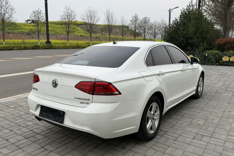 Used Volkswagen Lamando 2018 230TSI DSG Fashion Edition Exterior 5