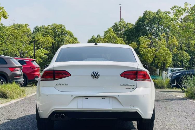 Used Volkswagen Lamando 2018 280TSI DSG Comfort Edition Exterior 6