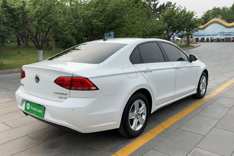 Used Volkswagen Lamando 2018 230TSI DSG Fashion Edition Exterior 7
