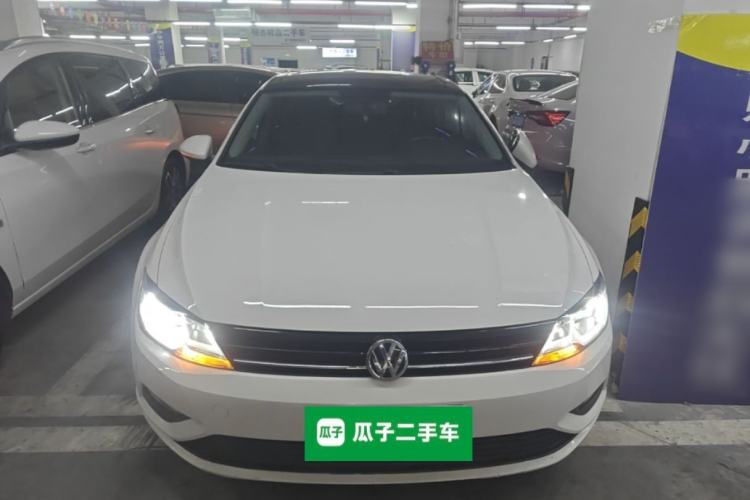 Used Volkswagen Lamando 2018 230TSI DSG Fashion Edition Front