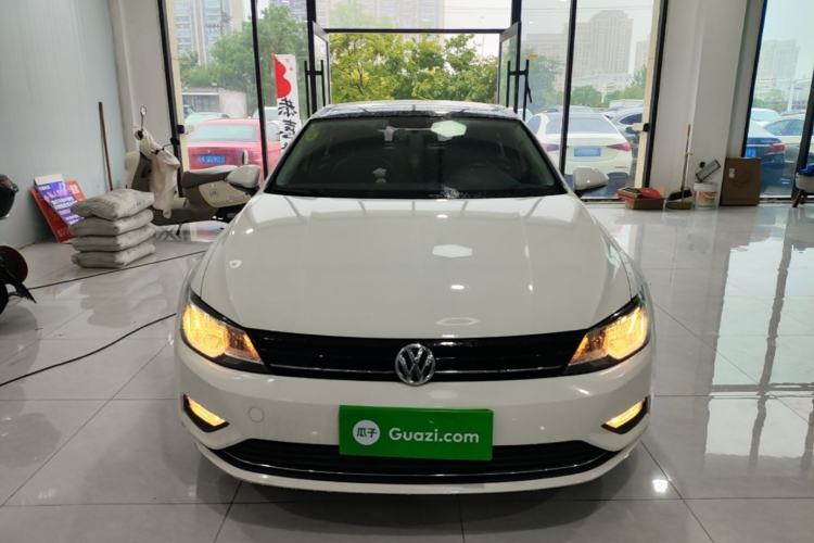 Used Volkswagen Lamando 2018 280TSI DSG Comfort Edition Front
