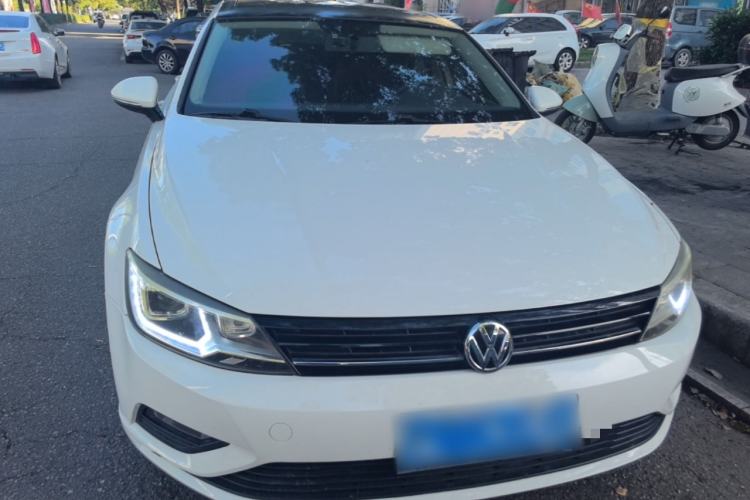 Used Volkswagen Lamando 2018 230TSI DSG Fashion Edition Front
