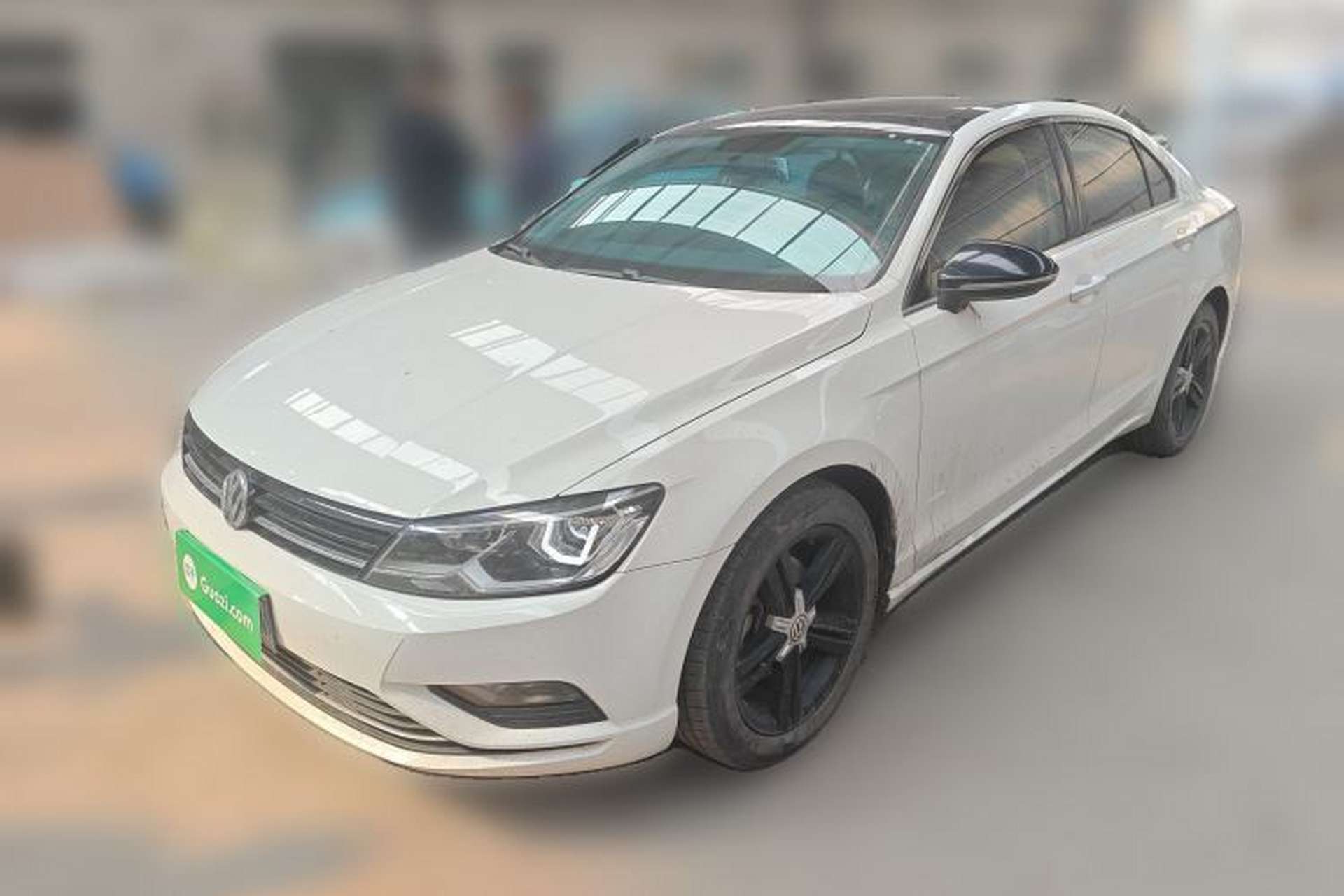 Used Volkswagen Lamando 2018 280TSI DSG Comfort Edition Front Left 45 Deg