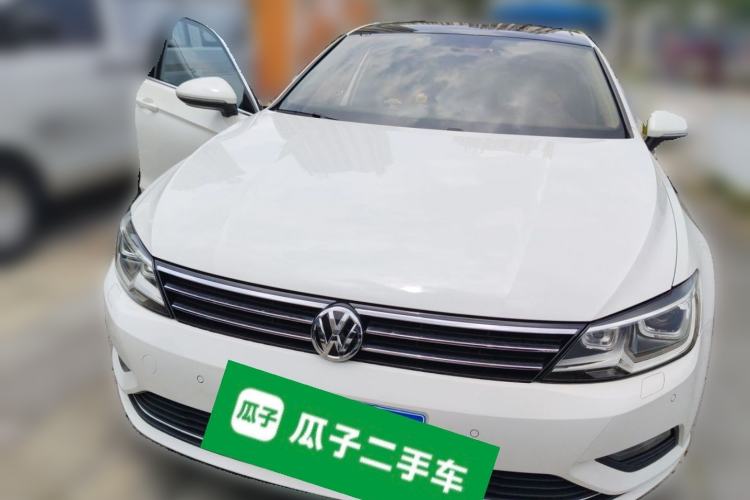 Used Volkswagen Lamando 2018 330TSI DSG Luxury Edition Front