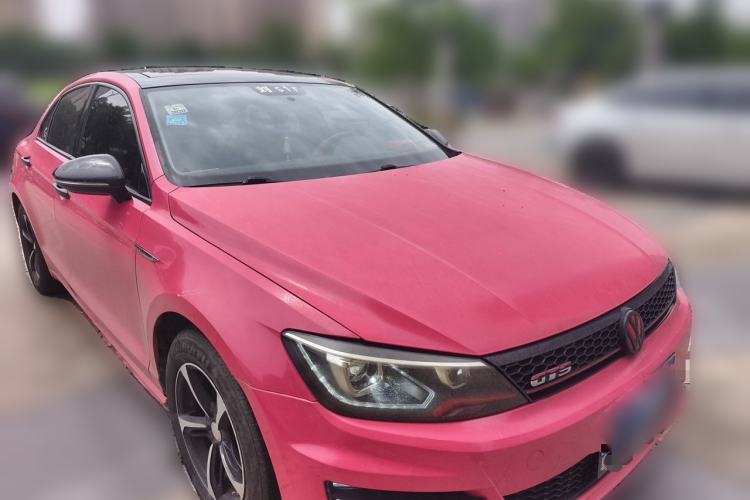 Used Volkswagen Lamando 2018 230TSI DSG Fashion Edition Front Right 45 Deg