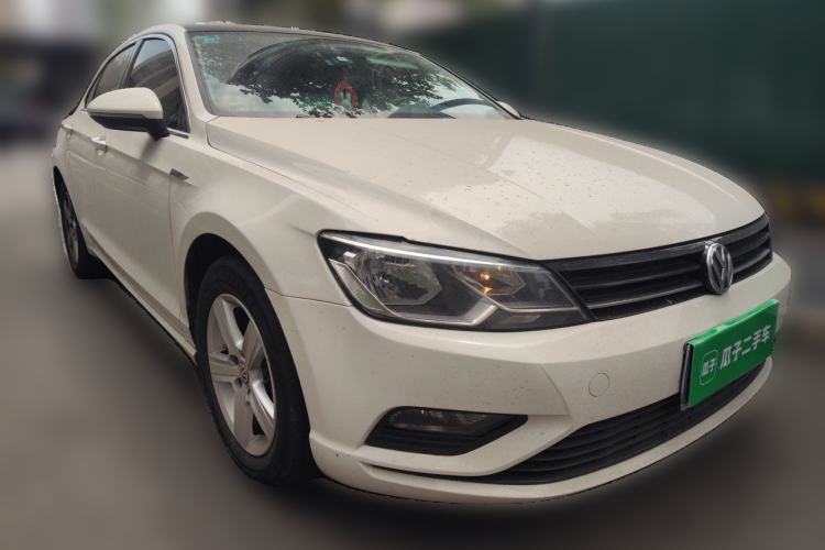 Used Volkswagen Lamando 2018 230TSI DSG Fashion Edition Front Right 45 Deg