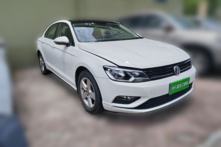 Used Volkswagen Lamando 2018 230TSI DSG Fashion Edition Front Right 45 Deg