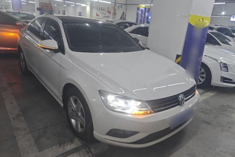 Used Volkswagen Lamando 2018 230TSI DSG Fashion Edition Front Right 45 Deg