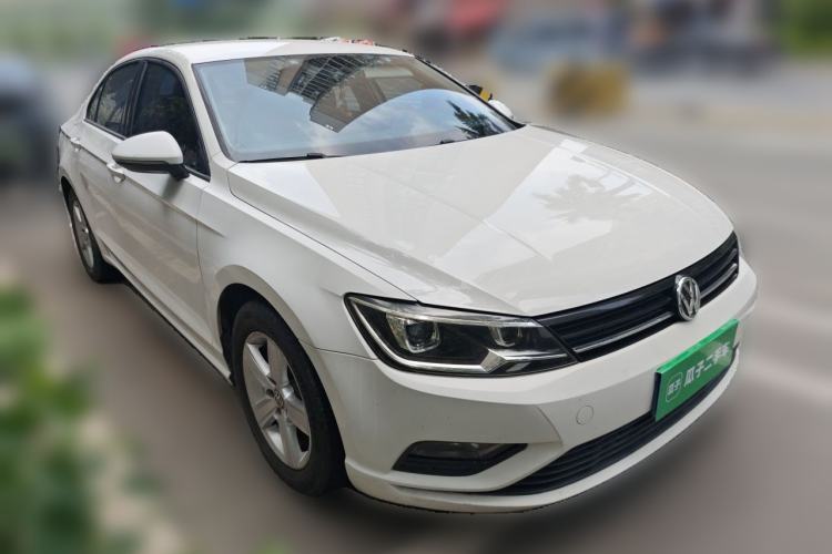 Used Volkswagen Lamando 2018 230TSI DSG Fashion Edition Front Right 45 Deg