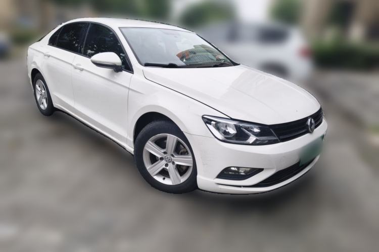 Used Volkswagen Lamando 2018 230TSI DSG Fashion Edition Front Right 45 Deg
