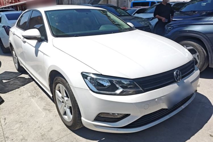Used Volkswagen Lamando 2018 230TSI DSG Fashion Edition Front Right 45 Deg