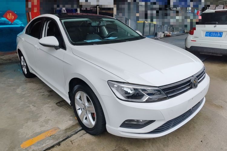 Used Volkswagen Lamando 2018 230TSI DSG Fashion Edition Front Right 45 Deg