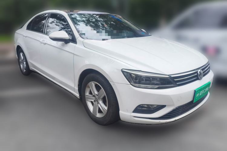 Used Volkswagen Lamando 2018 230TSI DSG Fashion Edition Front Right 45 Deg