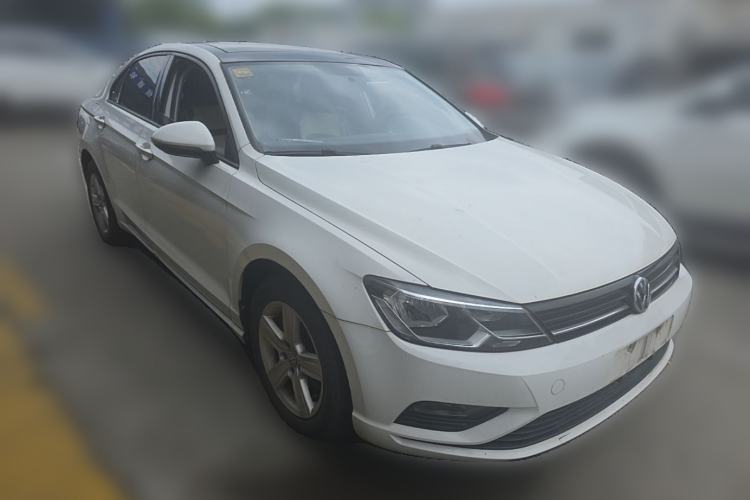 Used Volkswagen Lamando 2018 230TSI DSG Fashion Edition Front Right 45 Deg