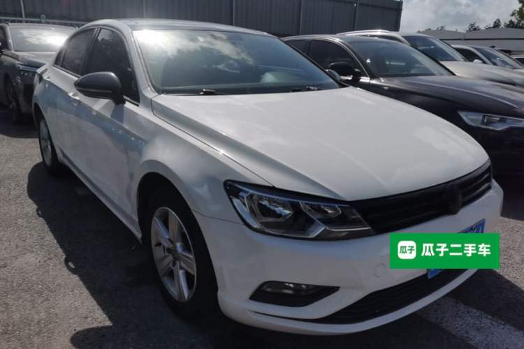 Used Volkswagen Lamando 2018 230TSI DSG Fashion Edition Front Right 45 Deg