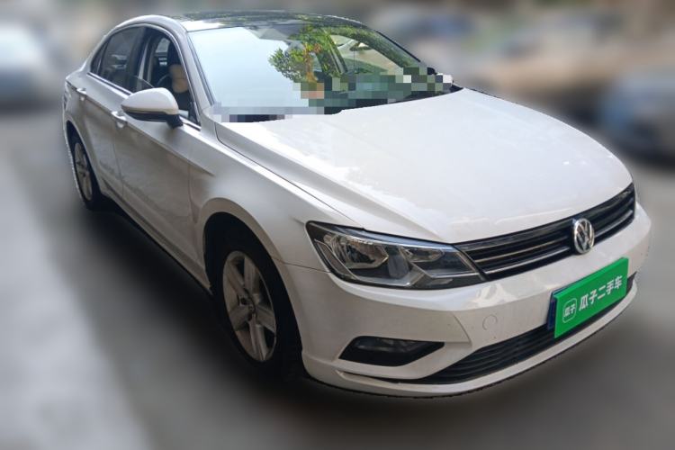 Used Volkswagen Lamando 2018 230TSI DSG Fashion Edition Front Right 45 Deg