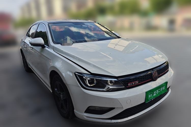 Used Volkswagen Lamando 2018 230TSI DSG Fashion Edition Front Right 45 Deg
