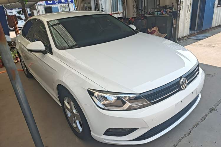 Used Volkswagen Lamando 2018 230TSI DSG Fashion Edition Front Right 45 Deg