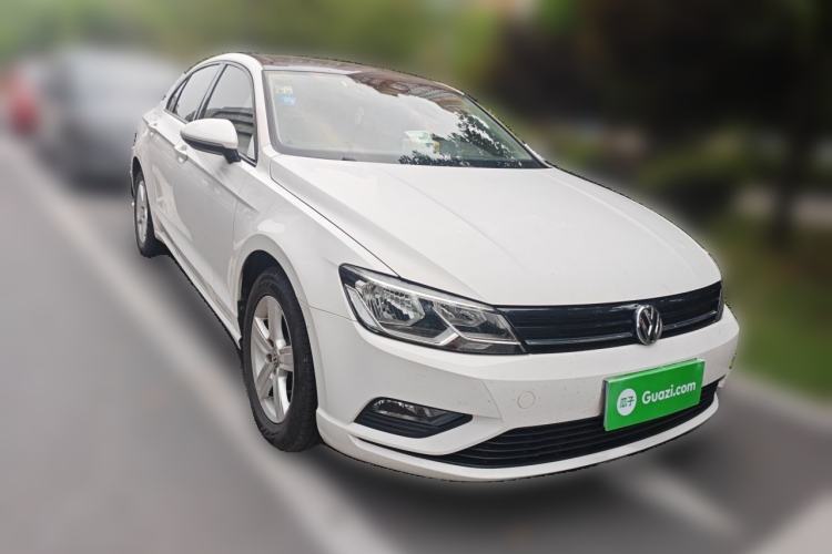 Used Volkswagen Lamando 2018 230TSI DSG Fashion Edition Front Right 45 Deg