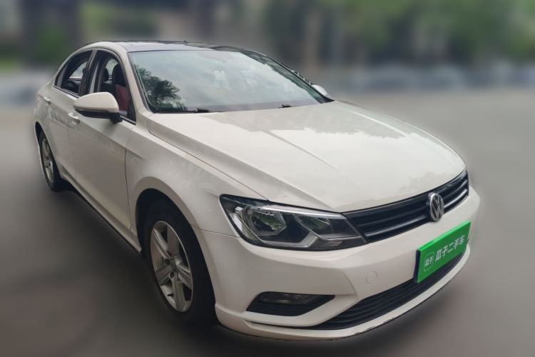 Used Volkswagen Lamando 2018 230TSI DSG Fashion Edition Front Right 45 Deg