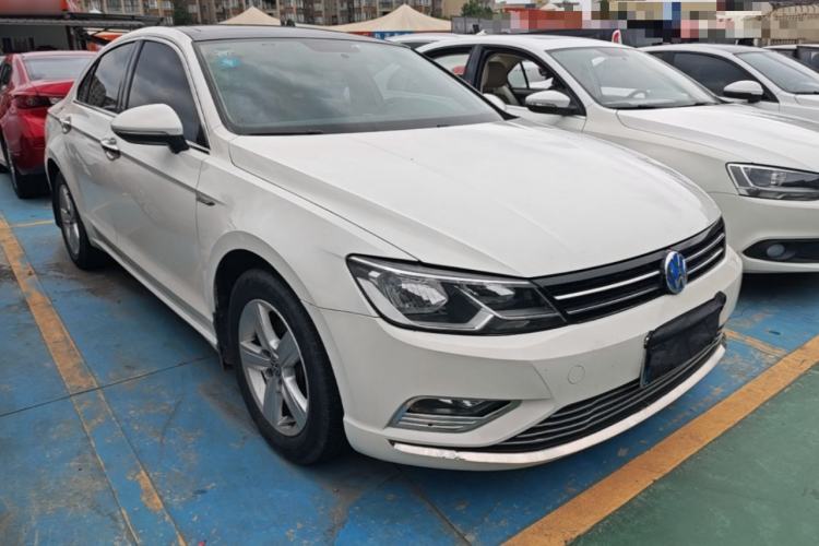Used Volkswagen Lamando 2018 230TSI DSG Fashion Edition Front Right 45 Deg