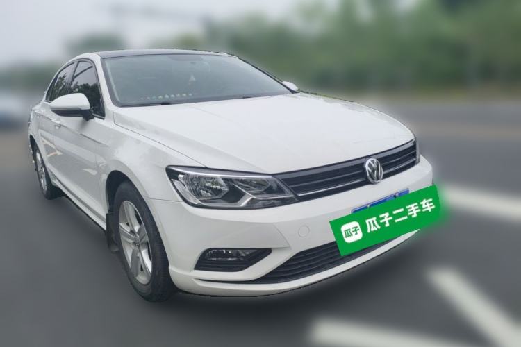Used Volkswagen Lamando 2018 230TSI DSG Fashion Edition Front Right 45 Deg