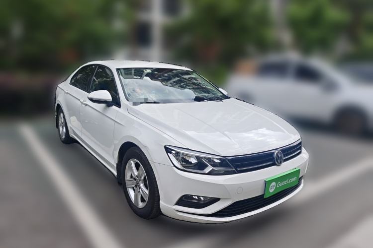 Used Volkswagen Lamando 2018 230TSI DSG Fashion Edition Front Right 45 Deg