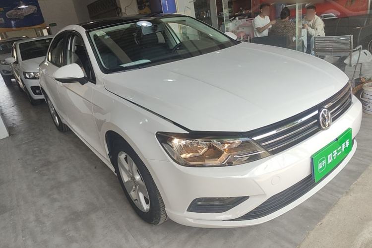 Used Volkswagen Lamando 2018 230TSI DSG Fashion Edition Front Right 45 Deg