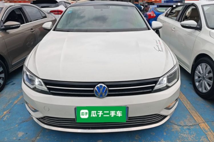 Used Volkswagen Lamando 2018 230TSI DSG Fashion Edition Front