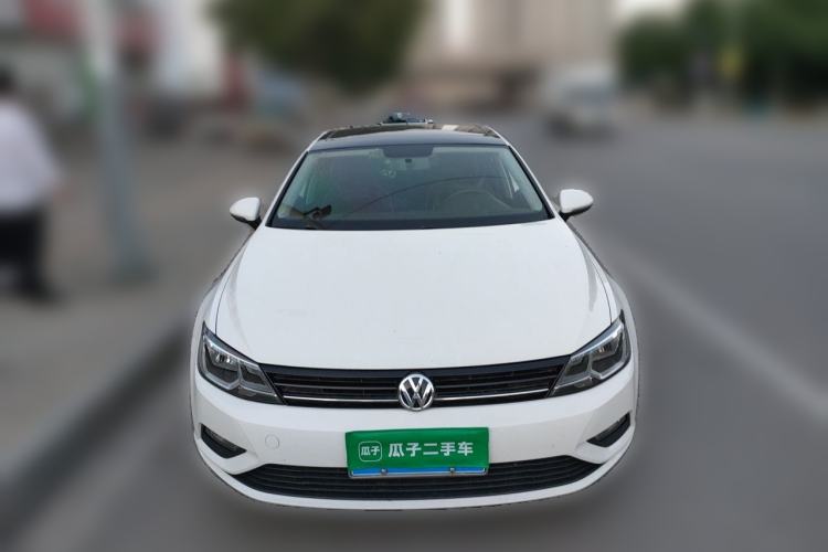 Used Volkswagen Lamando 2018 230TSI DSG Fashion Edition Front