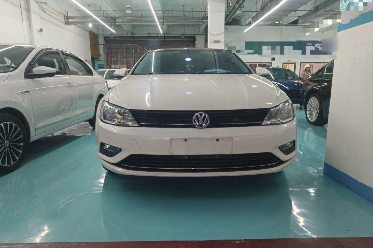 Used Volkswagen Lamando 2018 280TSI DSG Comfort Edition Front