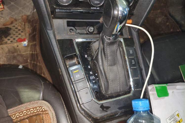 Used Volkswagen Lamando 2018 280TSI DSG Comfort Edition Gear Lever