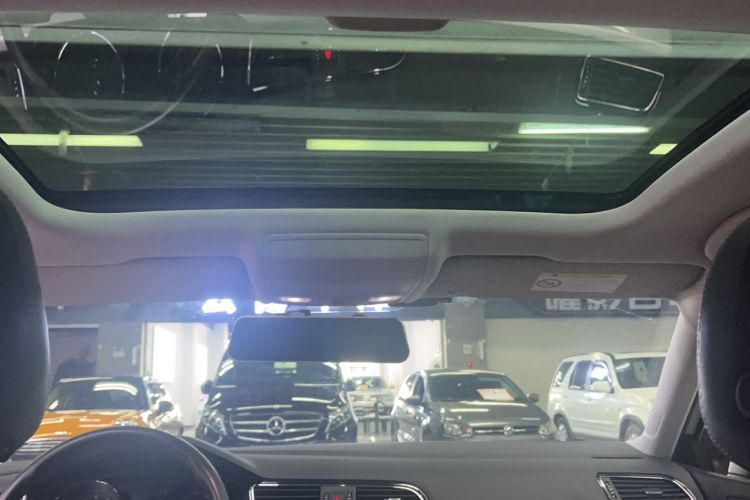 Used Volkswagen Lamando 2018 280TSI DSG Comfort Edition Headliner