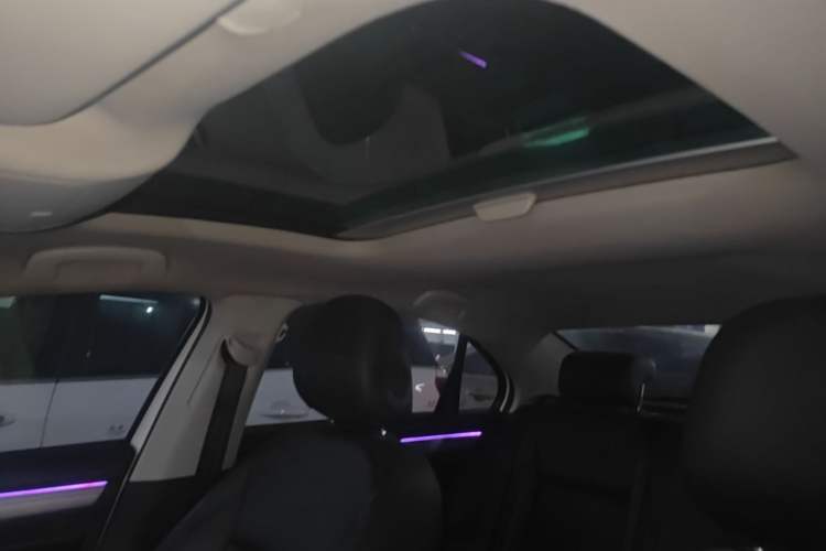 Used Volkswagen Lamando 2018 230TSI DSG Fashion Edition Headliner