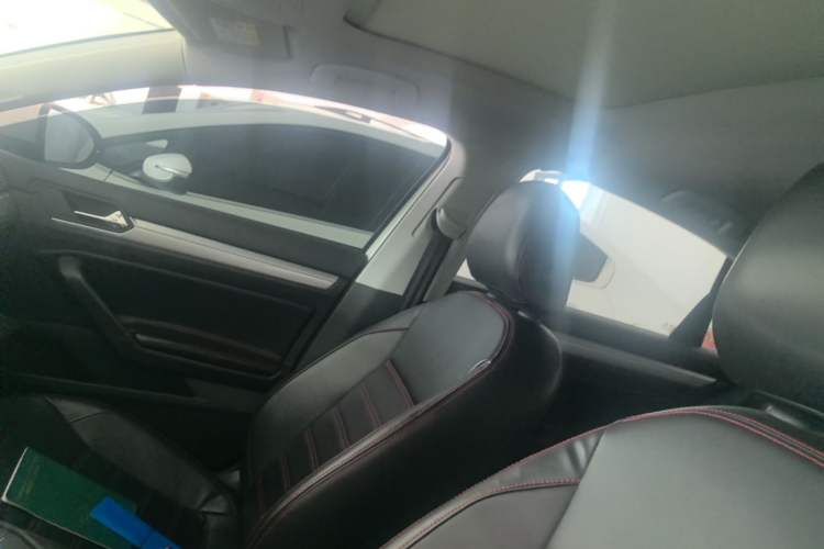 Used Volkswagen Lamando 2018 230TSI DSG Fashion Edition Headliner