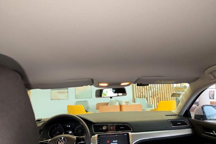 Used Volkswagen Lamando 2018 230TSI DSG Fashion Edition Headliner