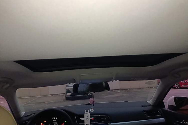 Used Volkswagen Lamando 2018 230TSI DSG Fashion Edition Headliner